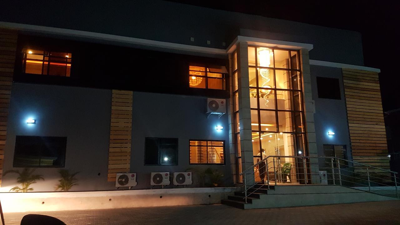 Iris Hotel Wuse 2 Abuja Ngoại thất bức ảnh
