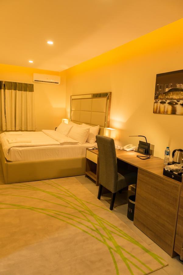 Iris Hotel Wuse 2 Abuja Ngoại thất bức ảnh